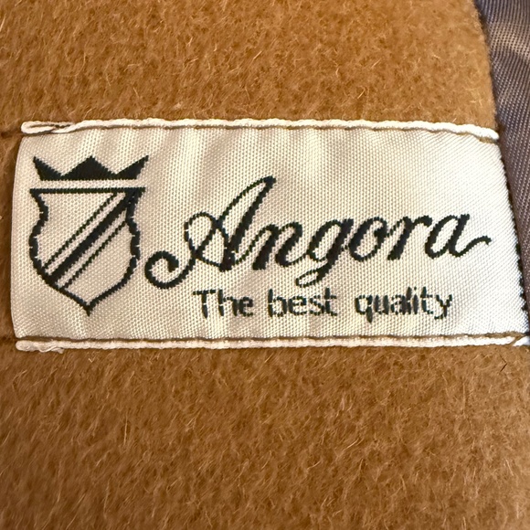 Jones New York Camel Wool Angora Coat w Removable Faux Fur Collar – Canada Made - Picture 11 of 14